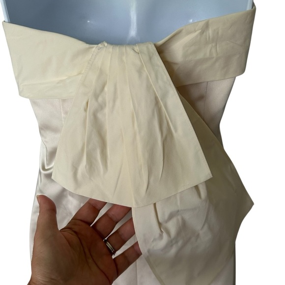 NWT Ralph Lauren Ivory Stretch Satin Bow Back Cocktail Dress $265.   Size 4 - Picture 4 of 9